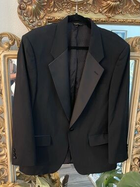 Bill Blass Men’s Black Single-Button Tuxedo Blazer